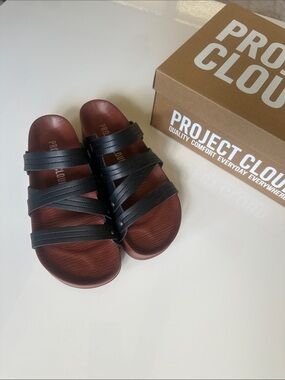 Project Cloud Women’s Black Strappy Sandals - Brown Footbed